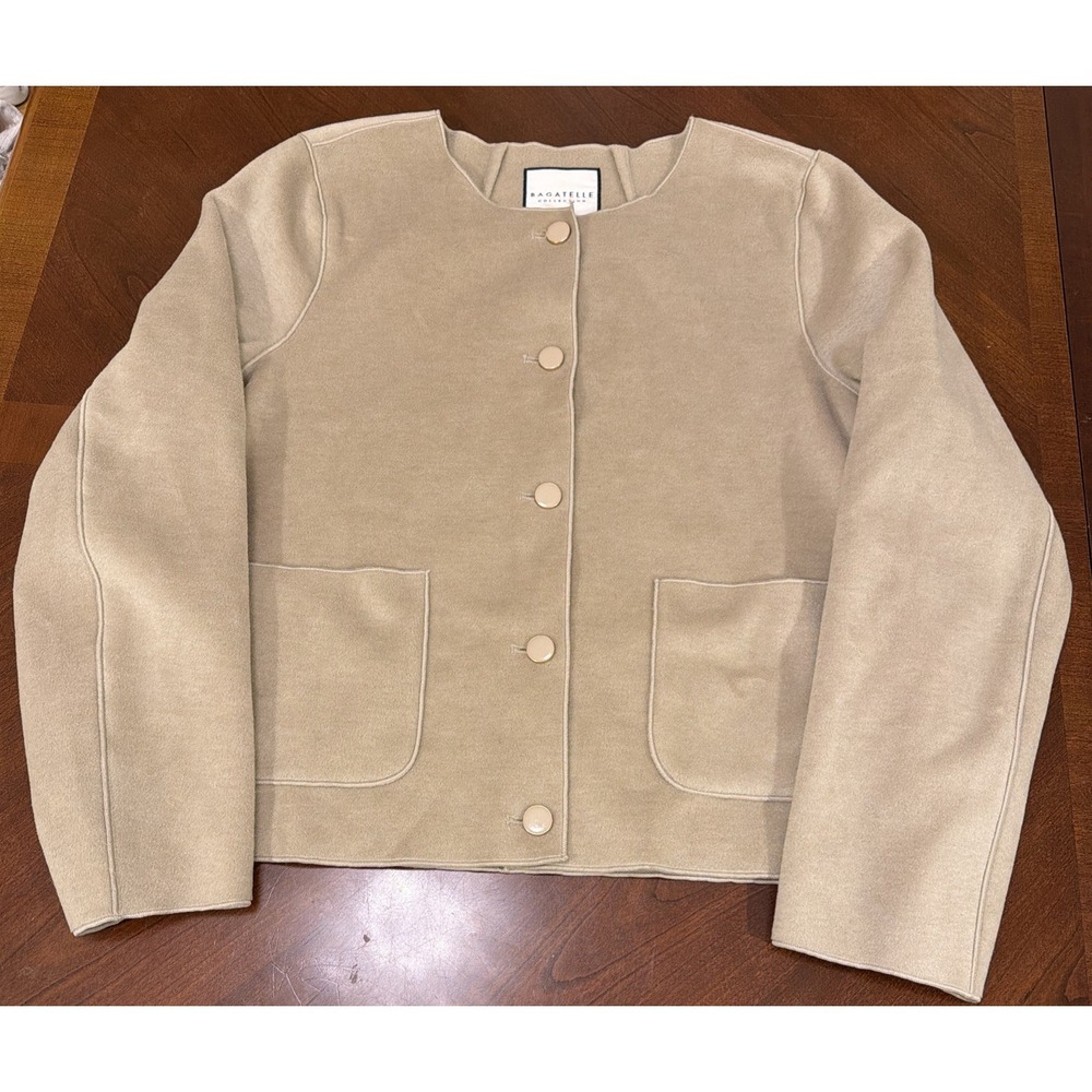 Bagatelle Collection Beige Size Large Button Jacket